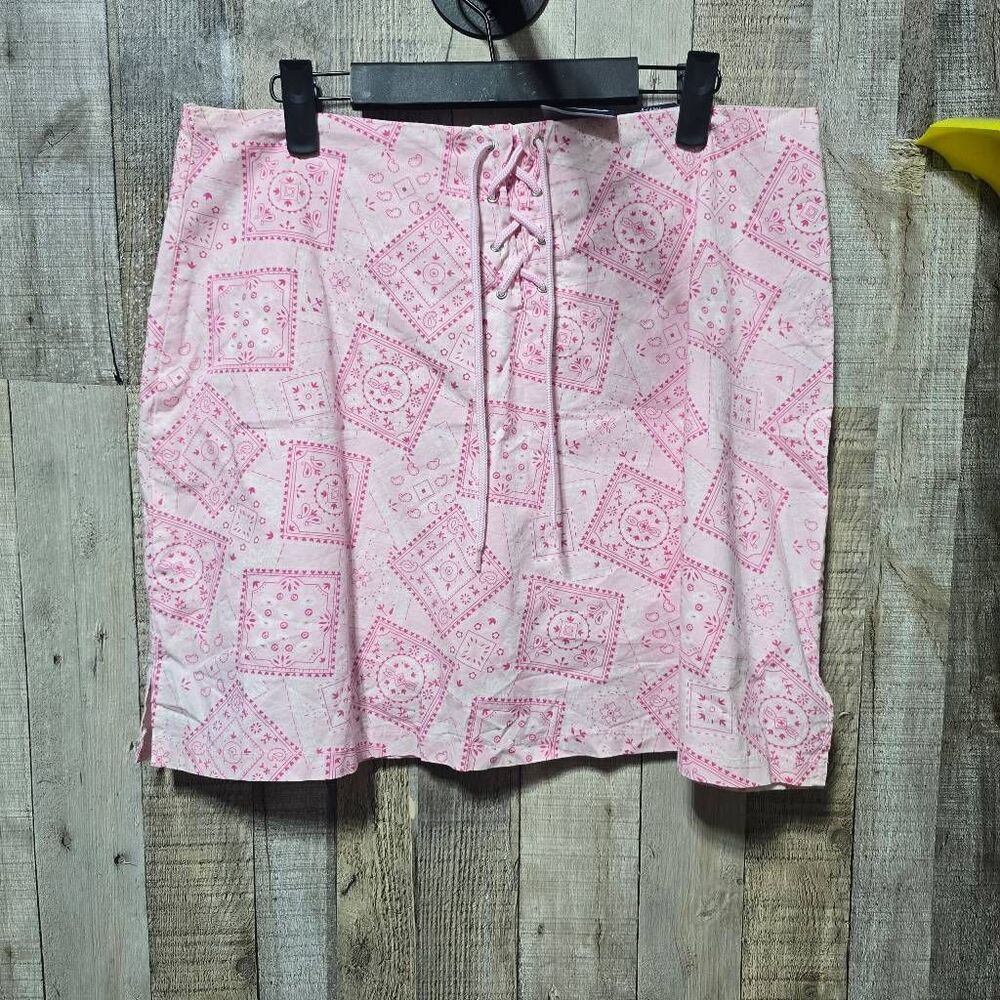 Zoey Beth Vintage Y2K Pink Bandana Print Mini Skirt Femme Girly 2000s Barbiecore